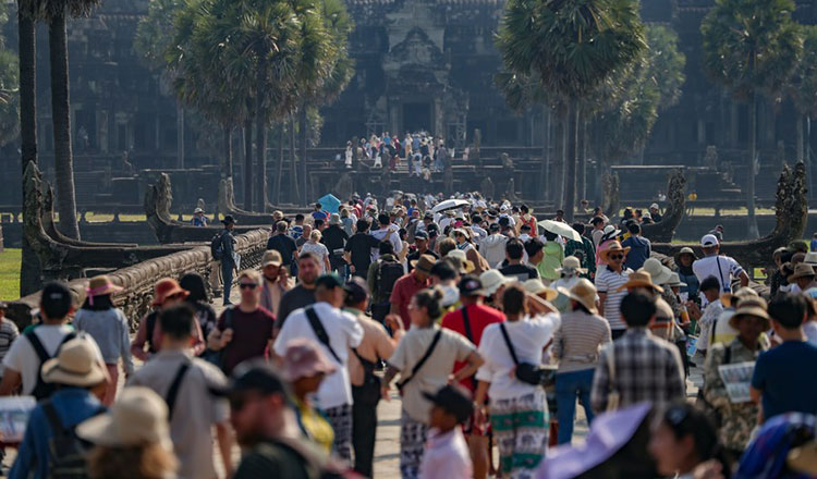 Cambodia attracts 4.29 million international tourists in first 8 months, sees 22.5 % growth